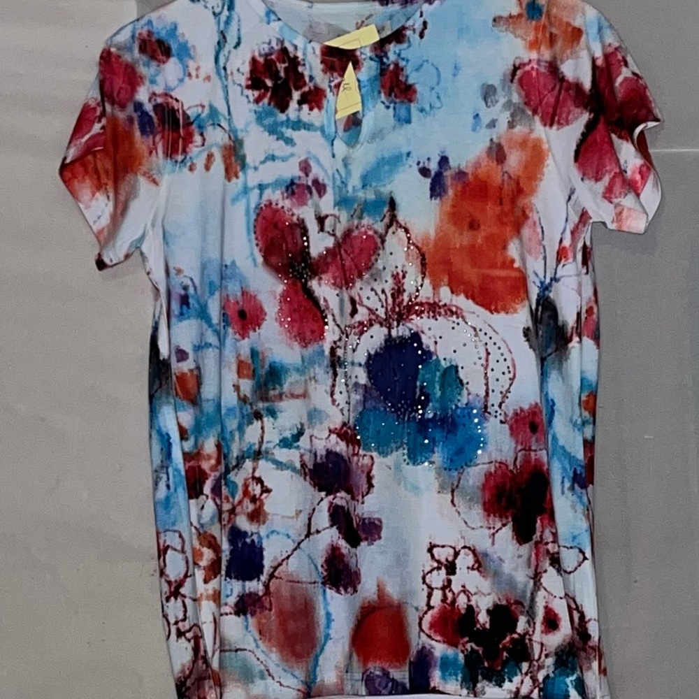 Keren Heart Multicolor Abstract Short Sleeve Top